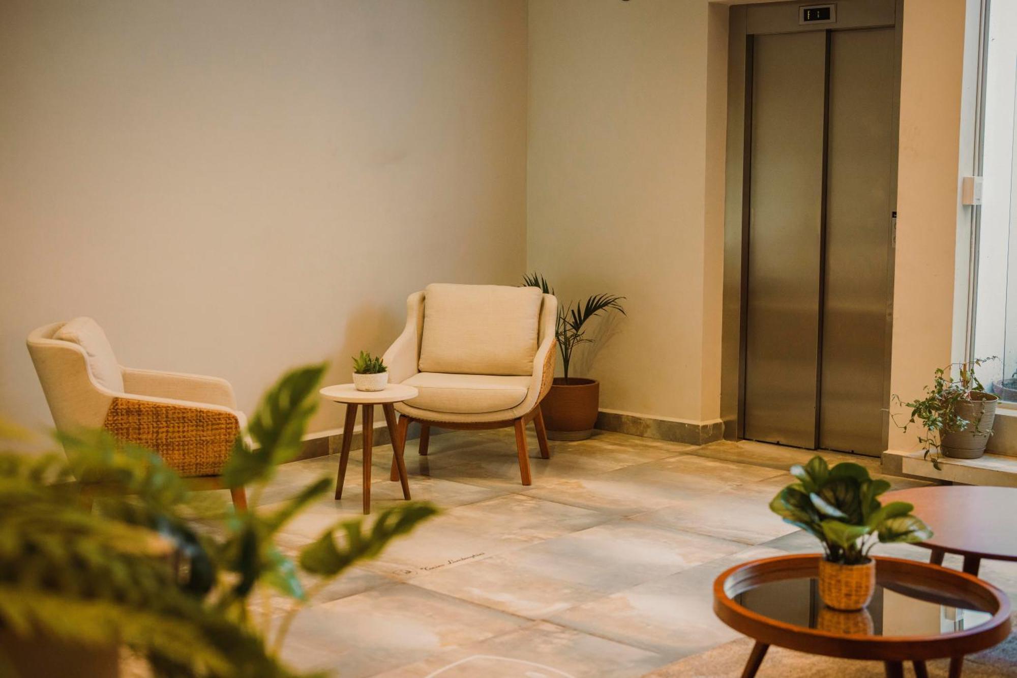 Asiri Aparthotel *